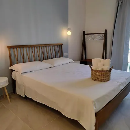 La Casa Di Vibi 3* كالياري