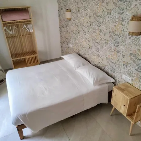 La Casa Di Vibi Pensionat Cagliari