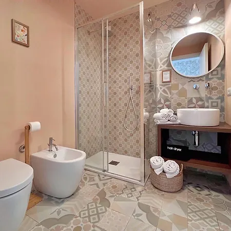 Konukevi La Casa Di Vibi Cagliari