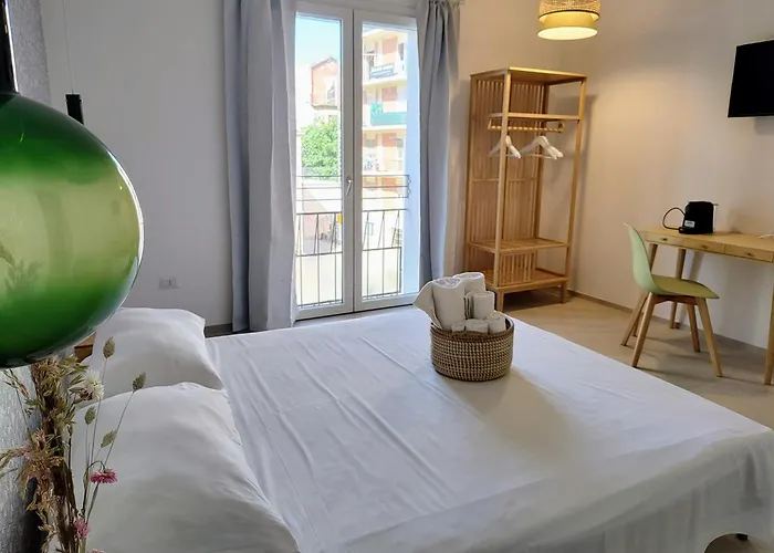 La Casa Di Vibi Гостевой дом Кальяри